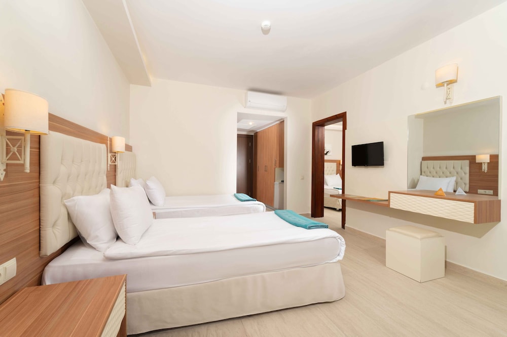 Sundia By Liberty Suncity - All inclusive — Hotel rooms in Fethiye, Mugla