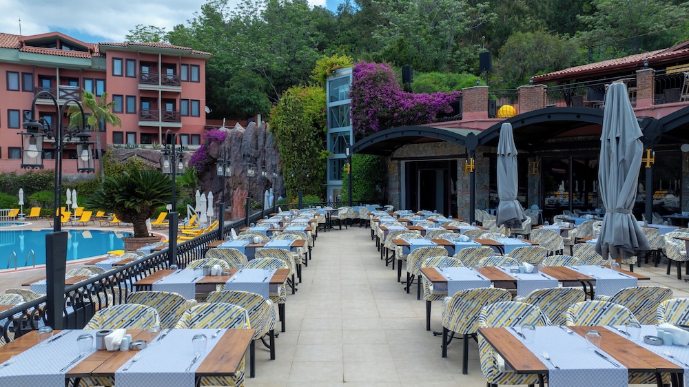 Sundia By Liberty Suncity - All inclusive — Restaurant & bars in Fethiye, Mugla