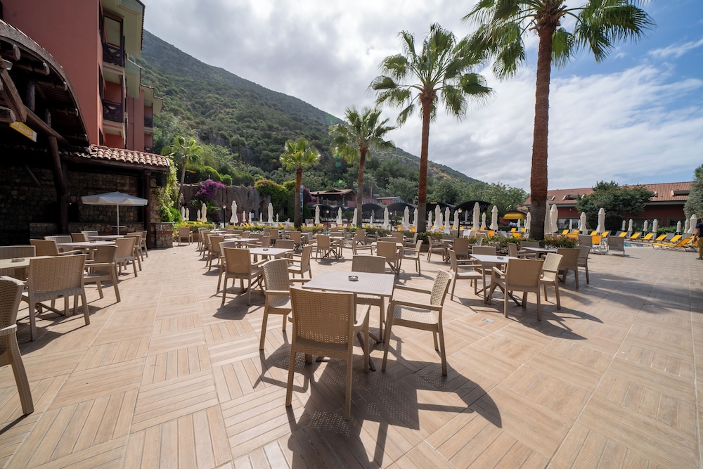 Sundia By Liberty Suncity - All inclusive — Restaurant & bars in Fethiye, Mugla
