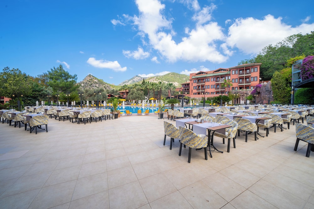 Sundia By Liberty Suncity - All inclusive — Restaurant & bars in Fethiye, Mugla