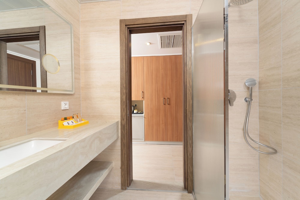 Sundia By Liberty Suncity - All inclusive — Hotel rooms in Fethiye, Mugla