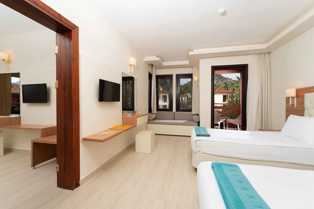 Sundia By Liberty Suncity - All inclusive — Hotel rooms in Fethiye, Mugla