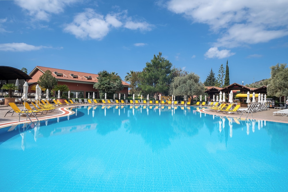 Sundia By Liberty Suncity - All inclusive — Swimming pool in Fethiye, Mugla