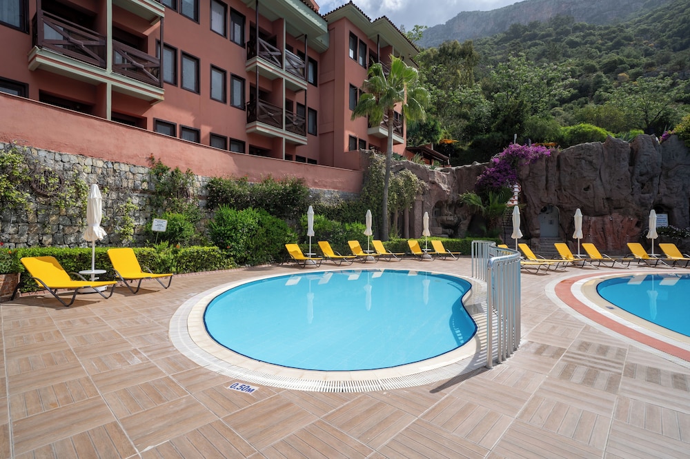 Sundia By Liberty Suncity - All inclusive — Swimming pool in Fethiye, Mugla