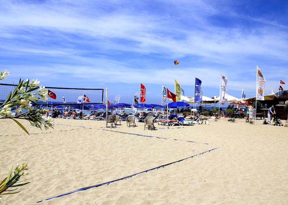 Ramira City Hotel - Adults Only — Beach in Alanya