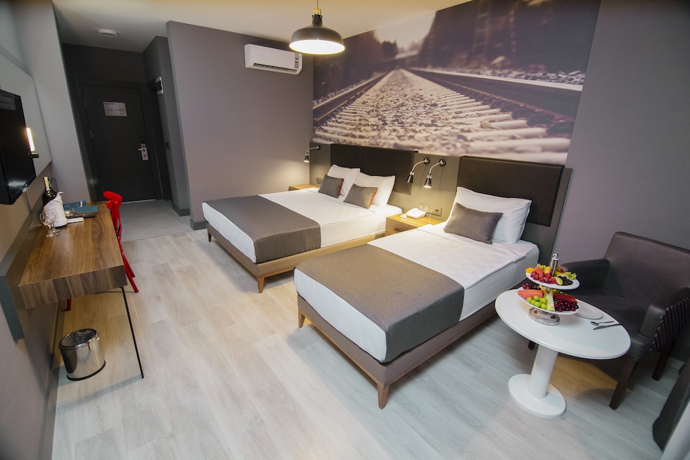 Ramira City Hotel - Adults Only — Hotel rooms in Alanya