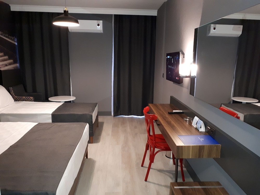 Ramira City Hotel - Adults Only — Hotel rooms in Alanya