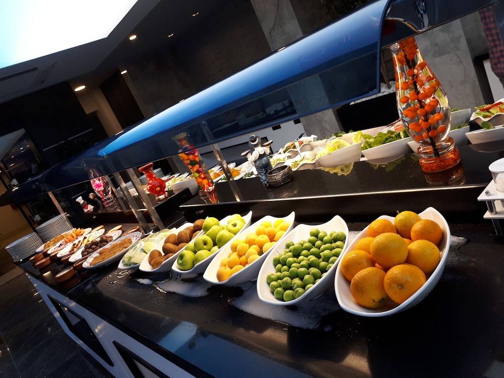 Ramira City Hotel - Adults Only — Restaurant & bars in Alanya