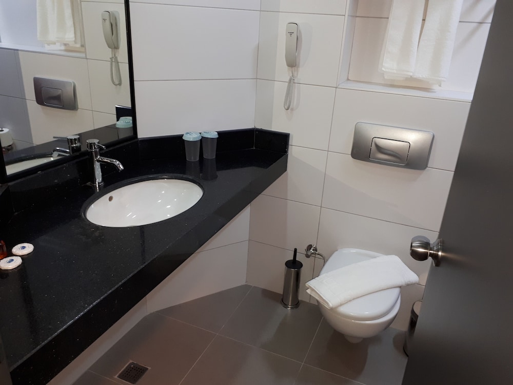 Ramira City Hotel - Adults Only — Hotel rooms in Alanya