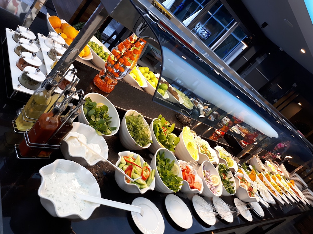 Ramira City Hotel - Adults Only — Restaurant & bars in Alanya