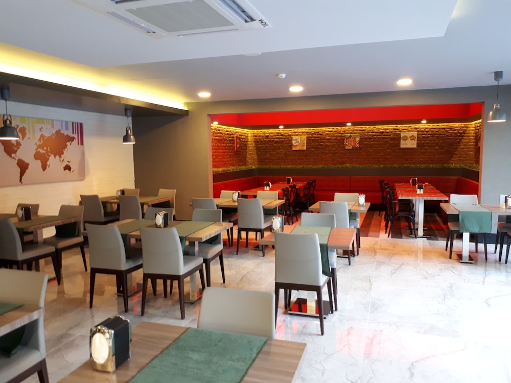 Ramira City Hotel - Adults Only — Restaurant & bars in Alanya
