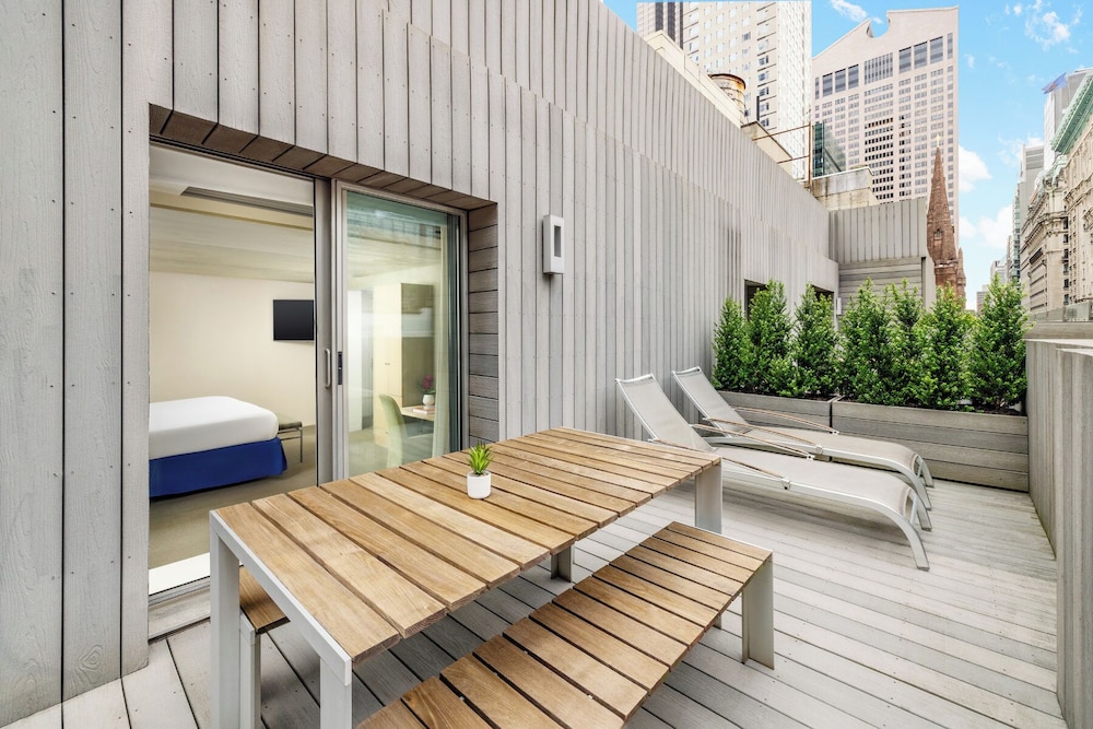 The Shoreham — Hotel rooms in New York City, New York State