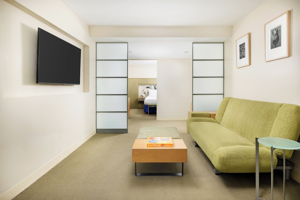 The Shoreham — Hotel rooms in New York City, New York State