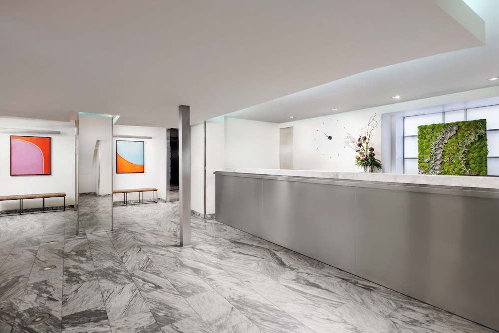 The Shoreham — Hotel building in New York City, New York State