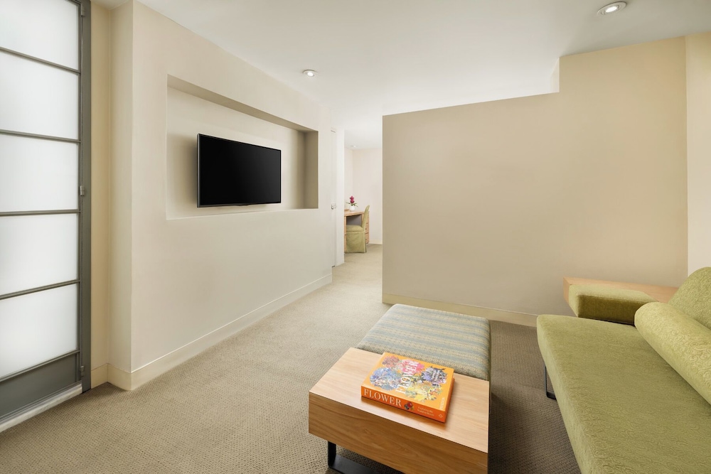 The Shoreham — Hotel rooms in New York City, New York State