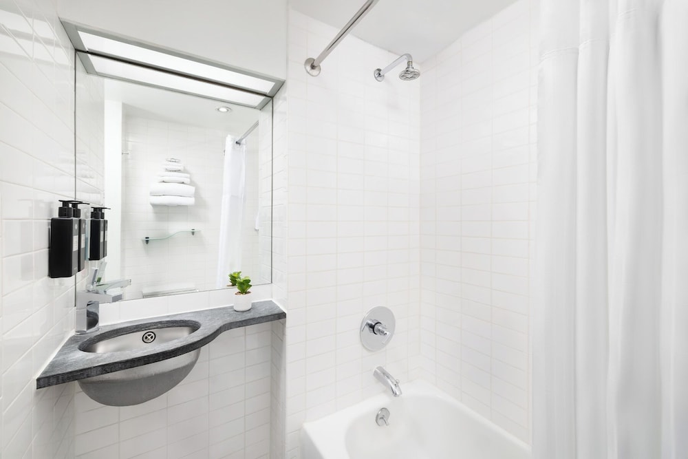 The Shoreham — Hotel rooms in New York City, New York State