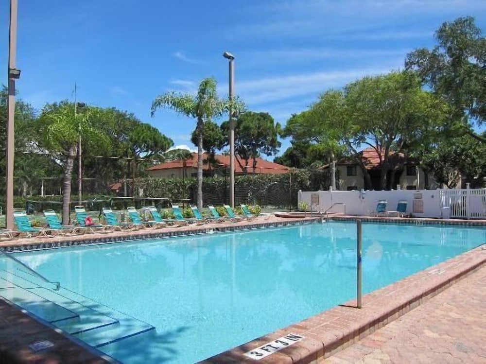 Shorewalk Vacation Villas — Main photo in Bradenton, Florida