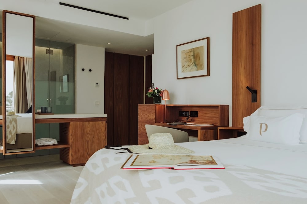 Es Princep - The Leading Hotels of the World — Hotel rooms in Palma de Mallorca, Balearic Islands