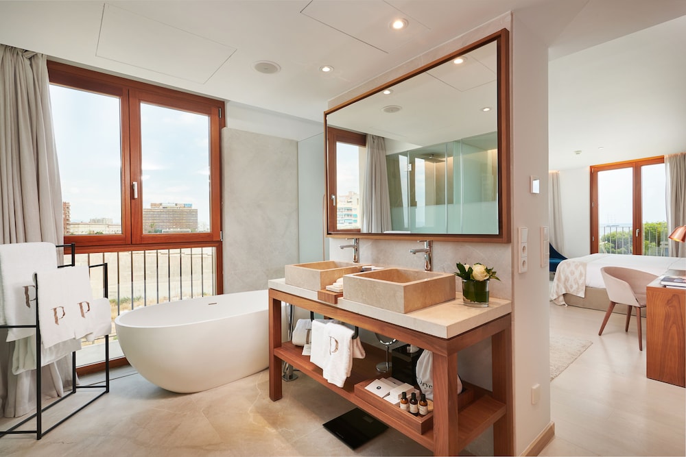 Es Princep - The Leading Hotels of the World — Hotel rooms in Palma de Mallorca, Balearic Islands