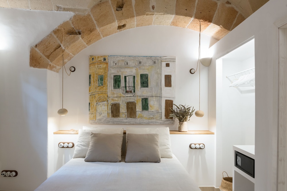 Hotel Nou Sant Antoni — Hotel rooms in Ciutadella de Menorca, Balearic Islands