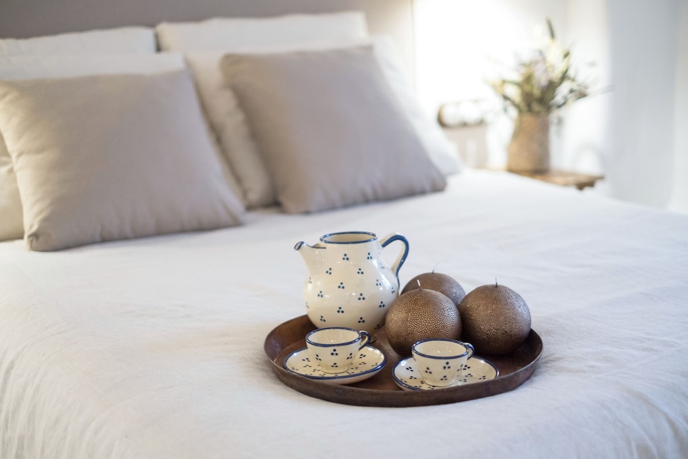 Hotel Nou Sant Antoni — Hotel rooms in Ciutadella de Menorca, Balearic Islands