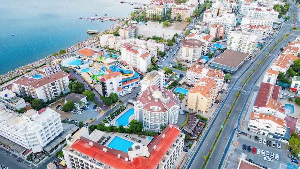 Motto Premium Marmaris — Hotel building in Marmaris, Mugla