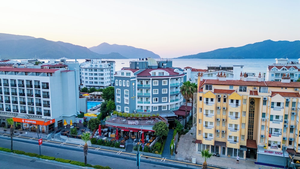 Motto Premium Marmaris — Hotel building in Marmaris, Mugla