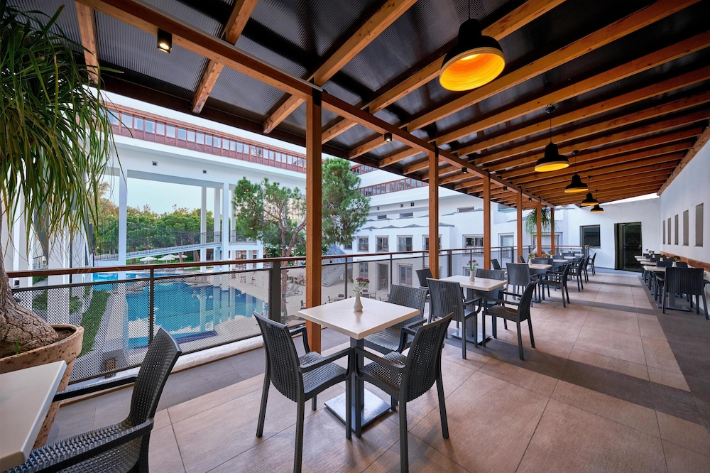 Asteria Collection Side (Ex. Labranda Excelsior) — Restaurant & bars in Side
