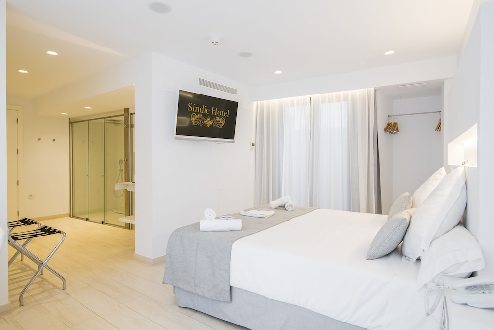 Sindic Hotel - Adults Only — Hotel rooms in Mahon, Balearic Islands