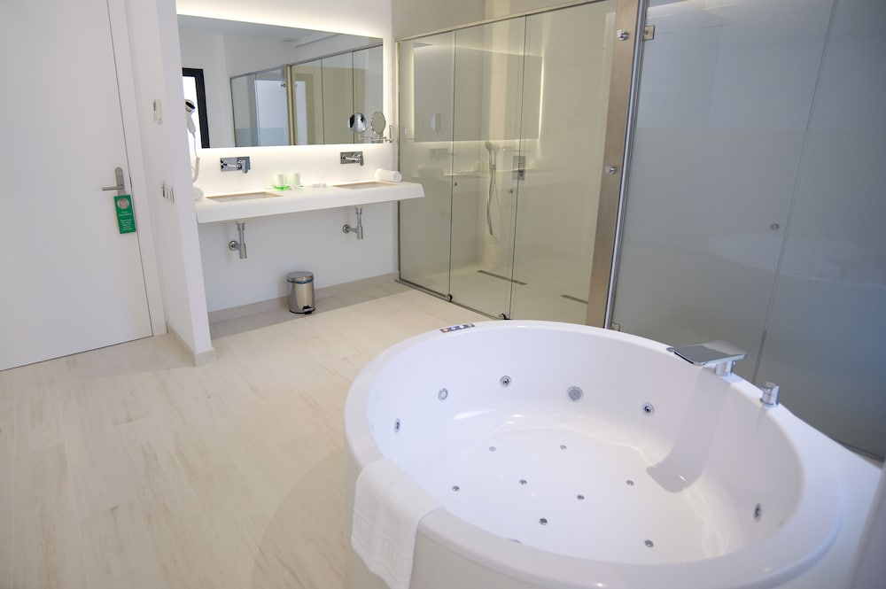 Sindic Hotel - Adults Only — Hotel rooms in Mahon, Balearic Islands