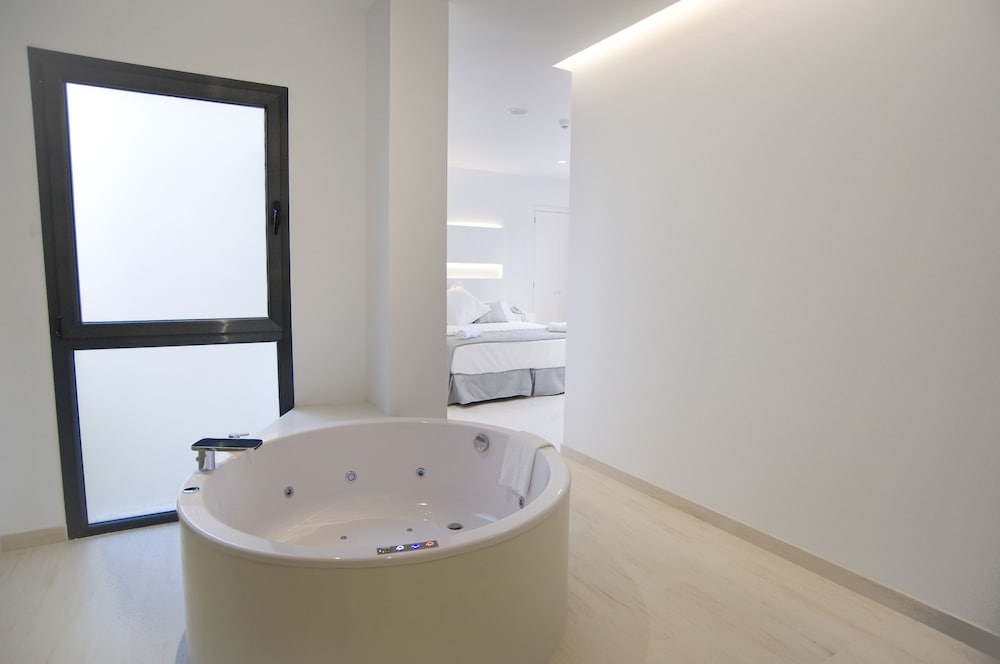 Sindic Hotel - Adults Only — Hotel rooms in Mahon, Balearic Islands