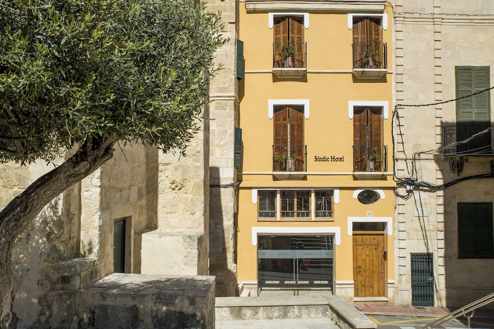 Sindic Hotel - Adults Only — Hotel building in Mahon, Balearic Islands