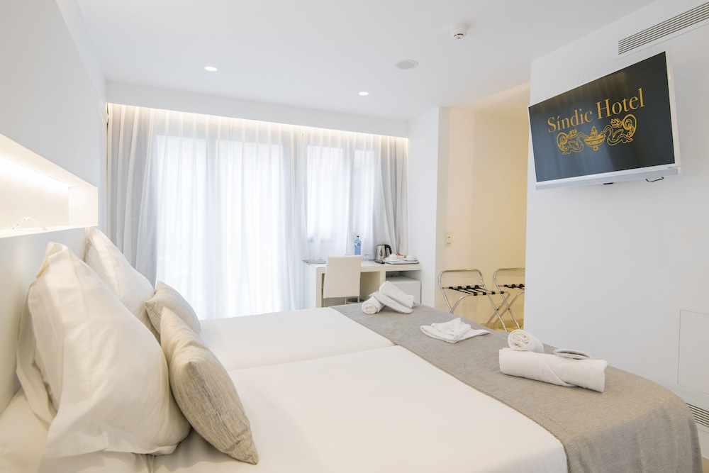 Sindic Hotel - Adults Only — Hotel rooms in Mahon, Balearic Islands