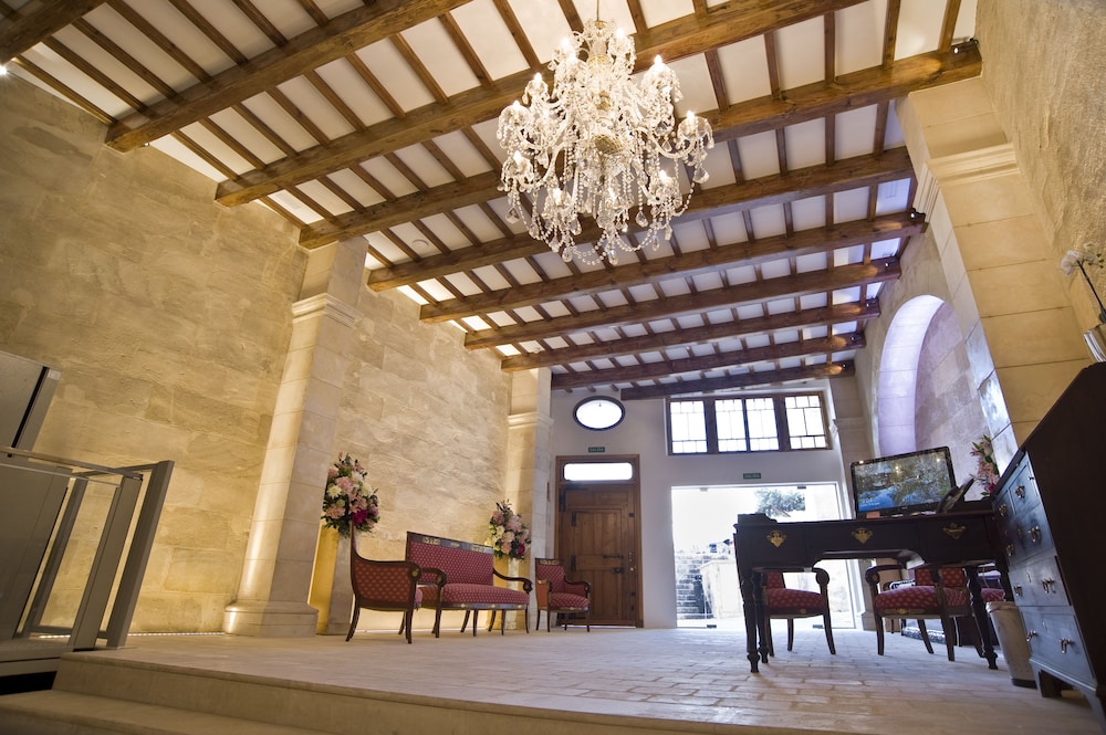 Sindic Hotel - Adults Only — Hotel building in Mahon, Balearic Islands