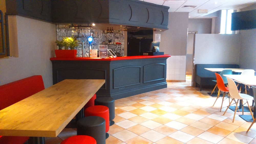 ibis Paris Gare du Nord Chateau Landon 10ème Hotel — Restaurant & bars in Paris, Ile-de-France