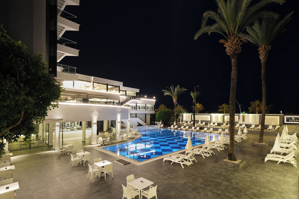 Kaila Beach Hotel - All Inclusive — Swimming pool in Alanya