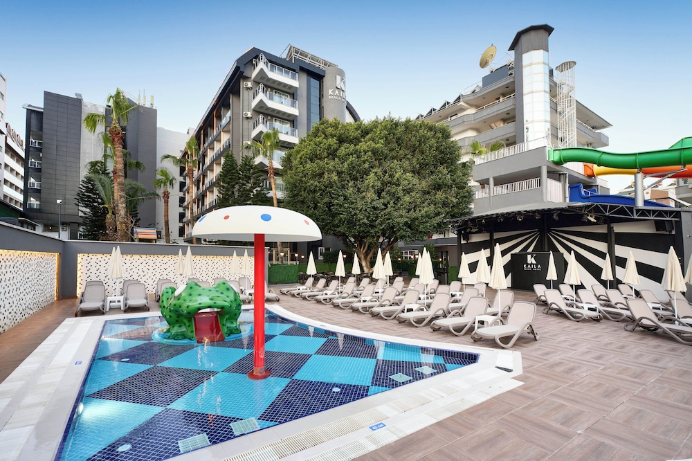 Kaila Beach Hotel - All Inclusive — Swimming pool in Alanya