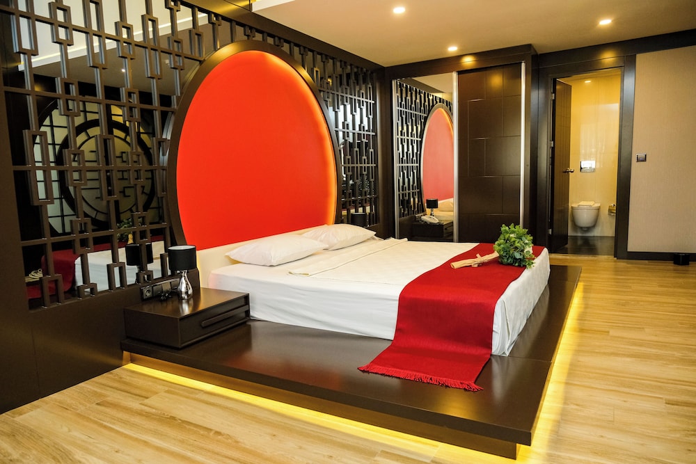 Kaila Beach Hotel - All Inclusive — Hotel rooms in Alanya