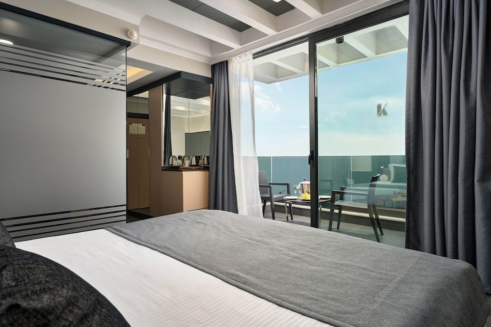 Kaila Beach Hotel - All Inclusive — Hotel rooms in Alanya
