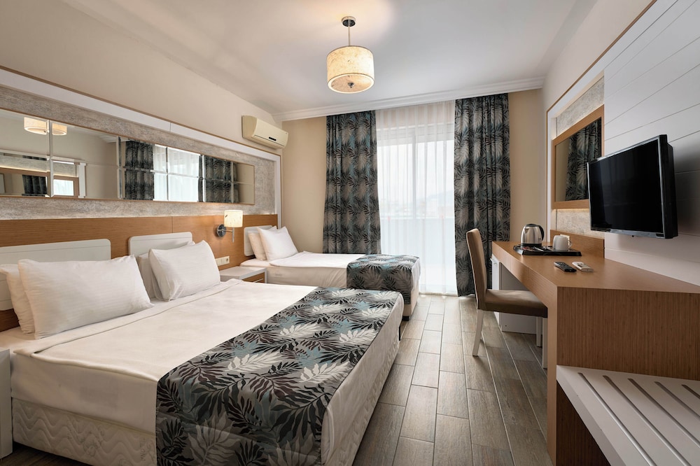Kaila Beach Hotel - All Inclusive — Hotel rooms in Alanya