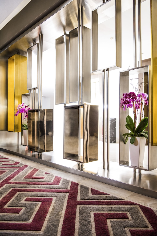 Pullman Miami Airport — Hotel building in Miami, Florida