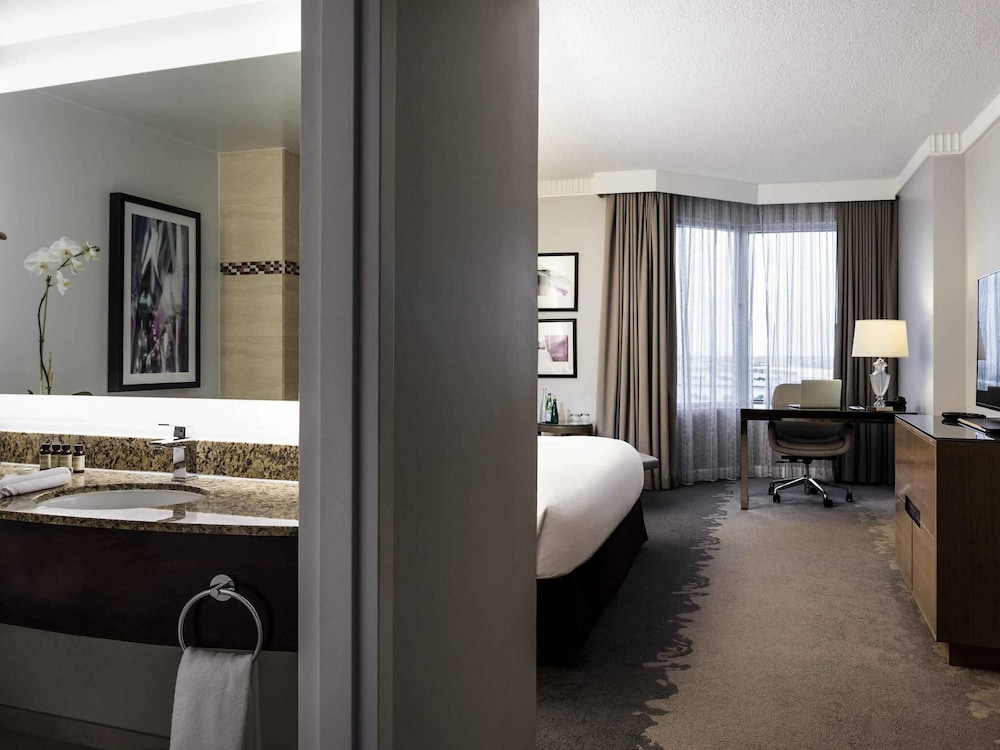 Pullman Miami Airport — Hotel rooms in Miami, Florida