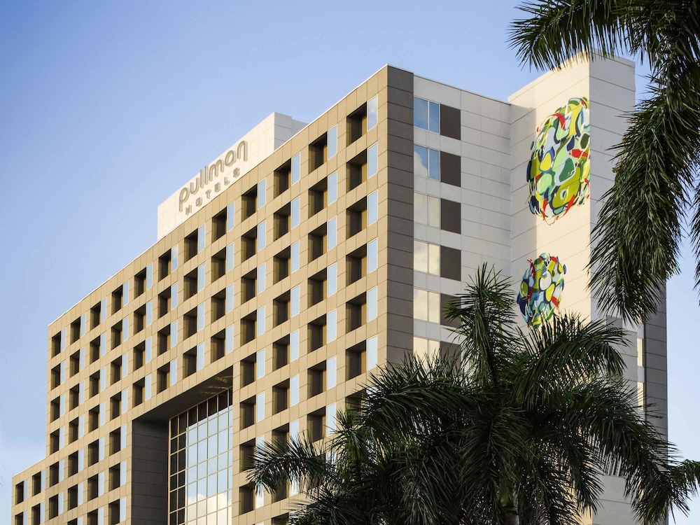 Pullman Miami Airport — Hotel building in Miami, Florida