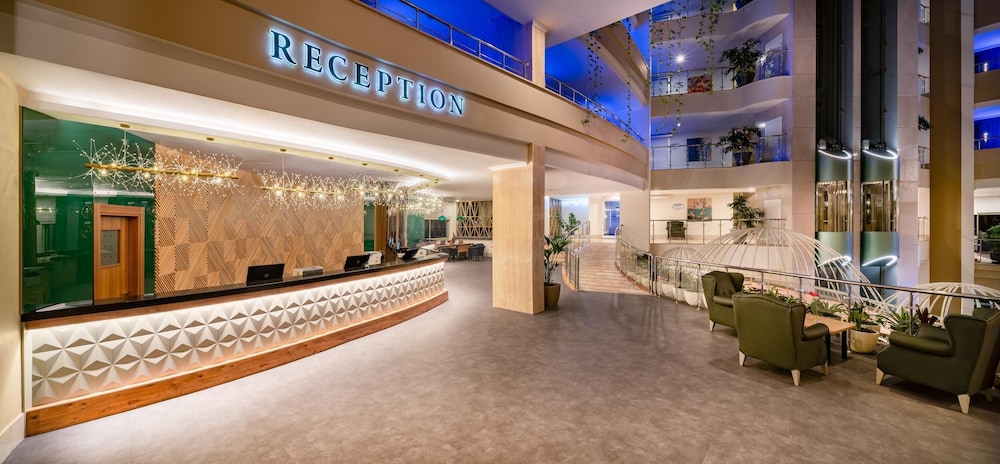 Pine Beach Belek - All Inclusive — Hotel building in Belek
