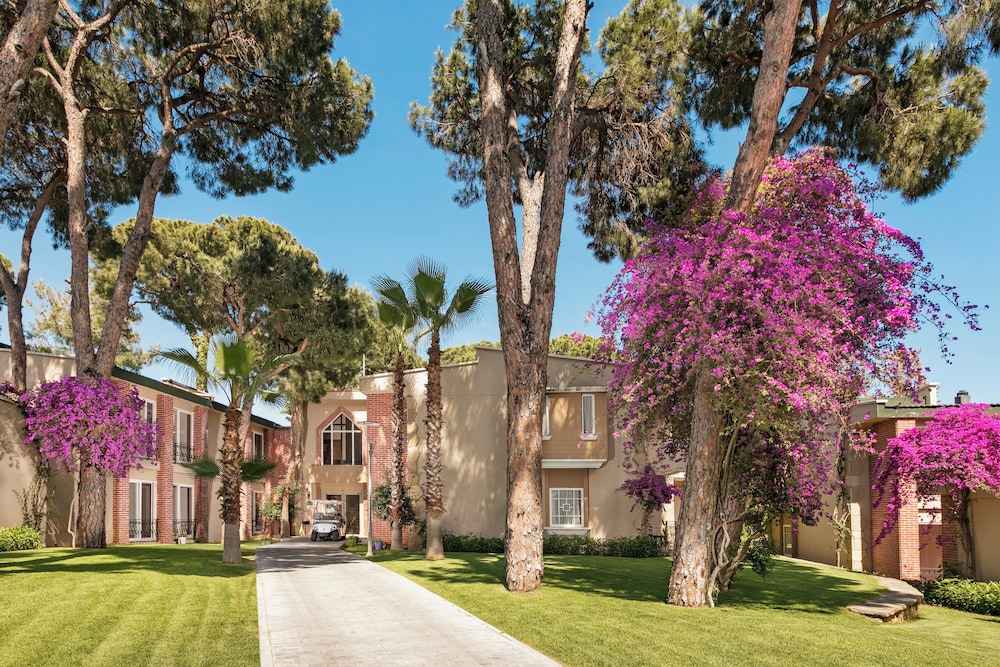 Pine Beach Belek - All Inclusive — Hotel building in Belek