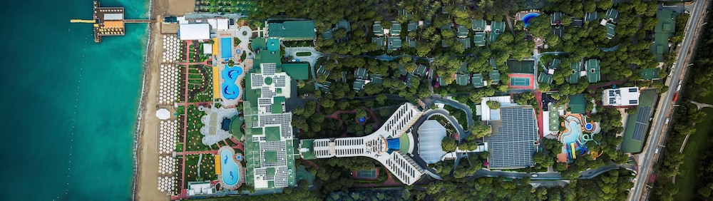 Pine Beach Belek - All Inclusive — Hotel building in Belek