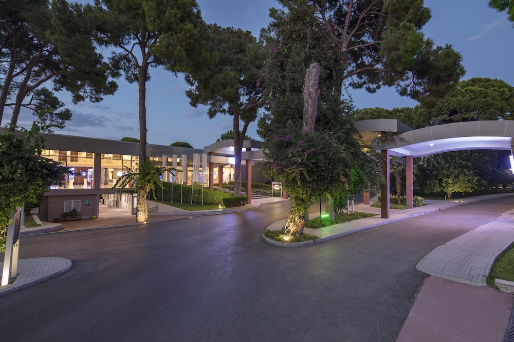 Pine Beach Belek - All Inclusive — Hotel building in Belek