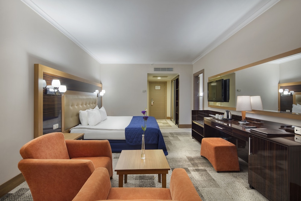 Pine Beach Belek - All Inclusive — Hotel rooms in Belek