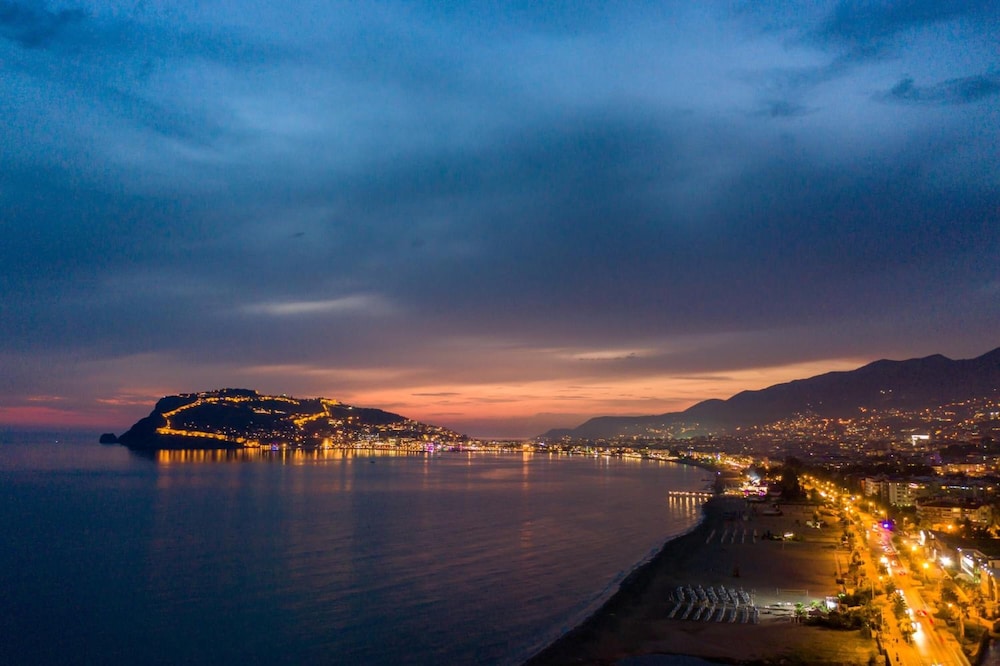 Mesut Hotel — Attractions in the area in Alanya