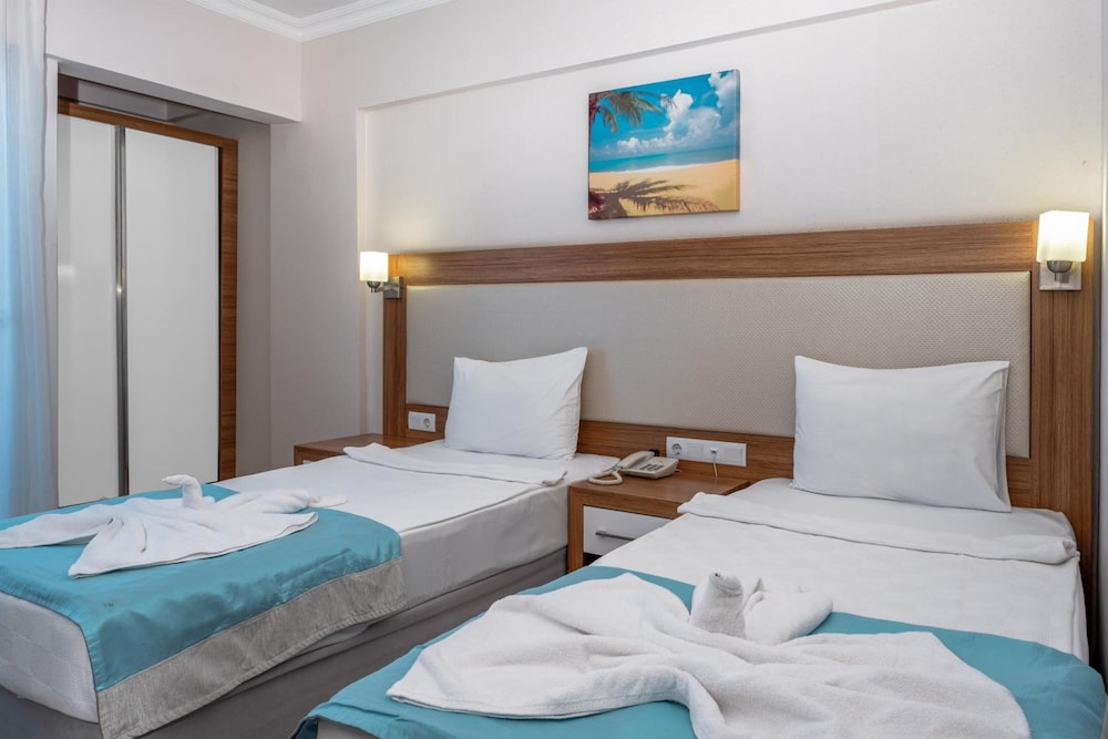 Mesut Hotel — Hotel rooms in Alanya